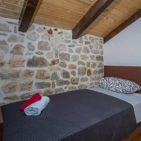 Charmante Ferienvilla Krka * Bogatić